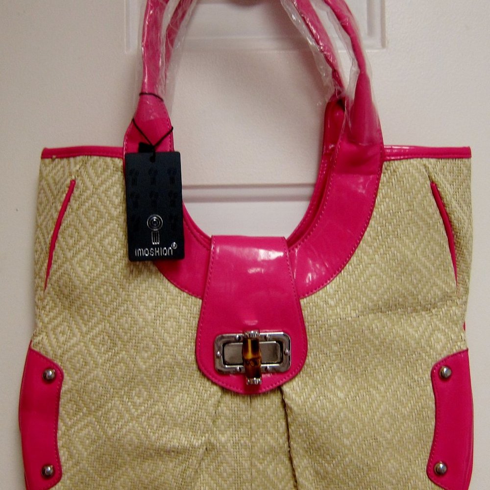 Imoshion Jazmine  Rattan Toggle Straw bag/ Purse Pink Patent accents w cover NWT